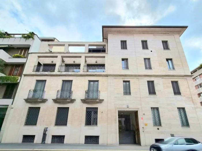 Appartamento trilocale in vendita in Via Carlo Poma, Indipendenza, Milano