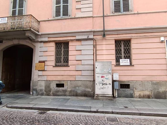 Appartamento trilocale in vendita in via Cavour, Stazione, Asti