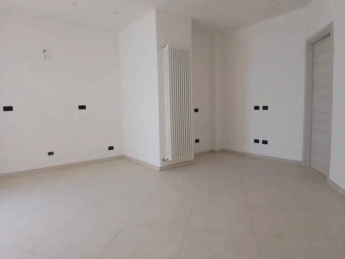 Appartamento quadrilocale in vendita in Via Crispi, Corso Dante, Asti