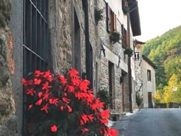 Casa bilocale in vendita in Piazza Al Serchio San Michele, Piazza al Serchio