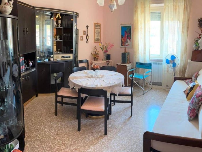 Appartamento quadrilocale in vendita in Via Pietro Mancini, Santa Maria, Catanzaro