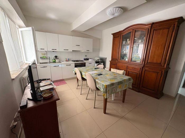 Appartamento quadrilocale in vendita in Le Grazie, Ancona