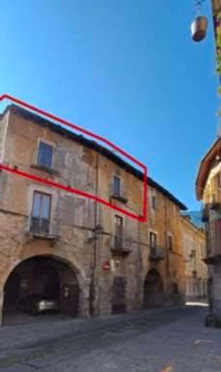 Appartamento con 6 locali in vendita in Via Martiri della Libertà, Susa