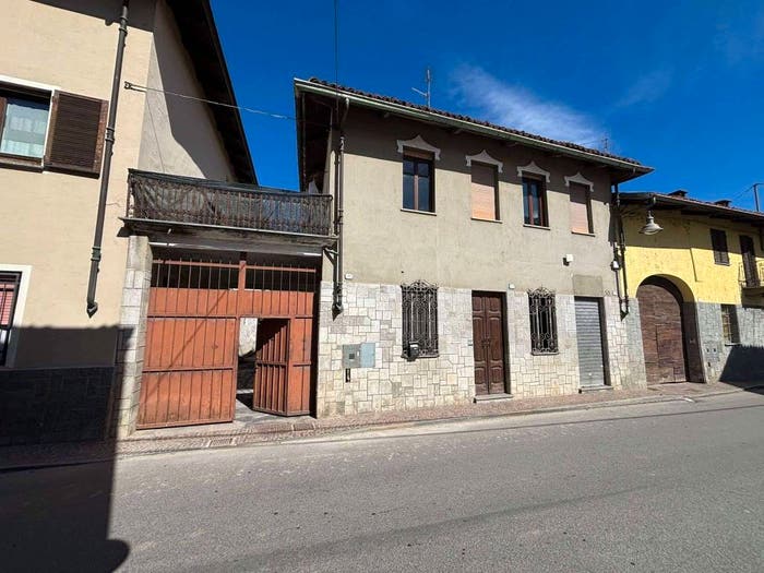 Casa quadrilocale in vendita in via Davide e Edoardo Calandra, Centro, Murello