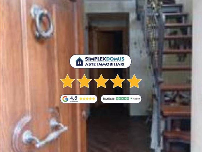 Appartamento con 6 locali in vendita in Via Trento, Centro, Monforte San Giorgio