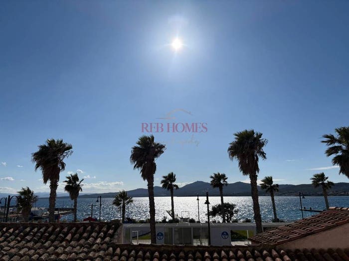 Casa con 5 locali in vendita in Golfo Aranci