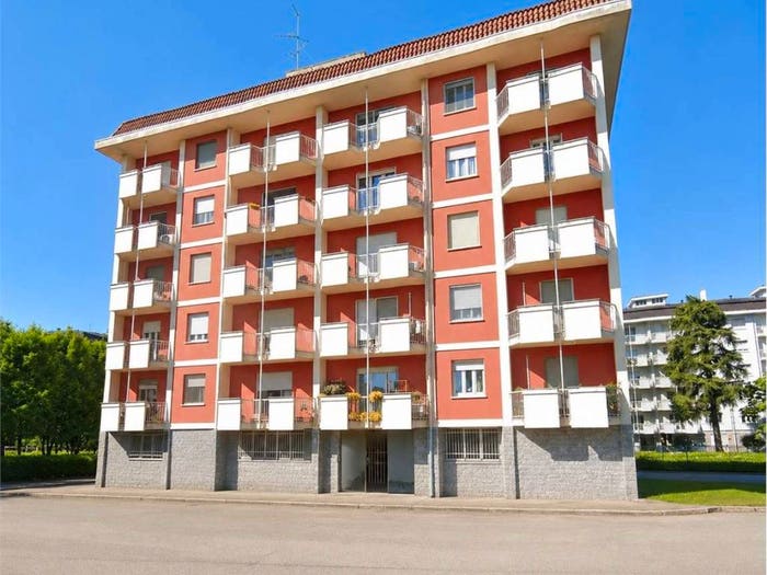 Appartamento quadrilocale in vendita in VIA FARA, Sant'Antonio, Novara