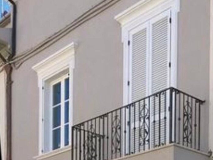 Appartamento quadrilocale in vendita in Via Livorno, Porto, Pesaro