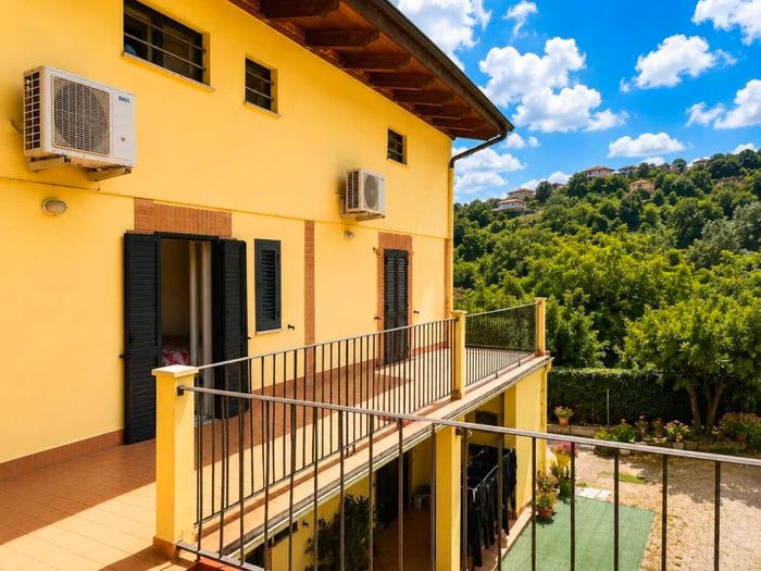 Casa con 6 locali in vendita in Contrada Santa Maria dei Mesi, Centro, Lanciano