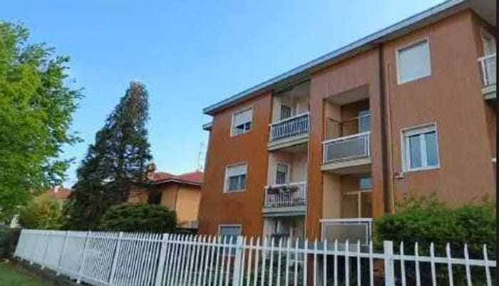 Appartamento trilocale in vendita in Via del Carso, Centro, Arluno