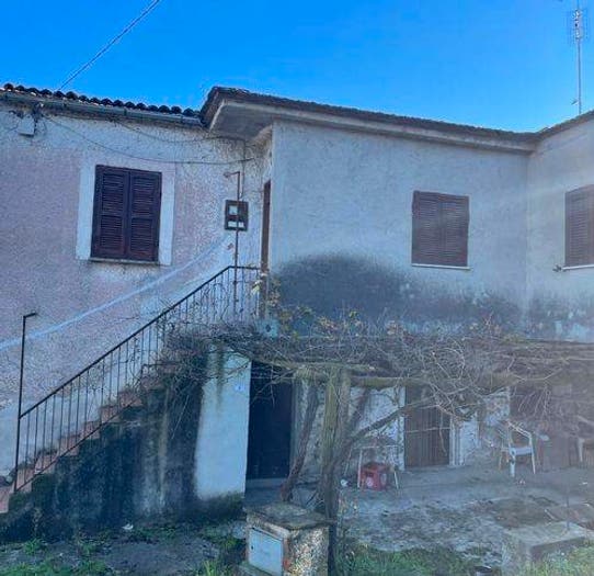 Casa quadrilocale in vendita in Via Stella Ponte Sant'Antonio, Centro, Ferentino
