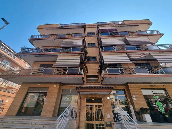 Appartamento trilocale in affitto in Via Pietro Antonio Crevenna, Ottavia, Roma