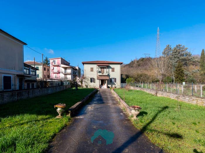 Appartamento trilocale in vendita in Via delle Melazze, Colleferro Scalo, Colleferro