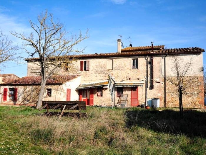 Casa con 6 locali in vendita in Monteriggioni