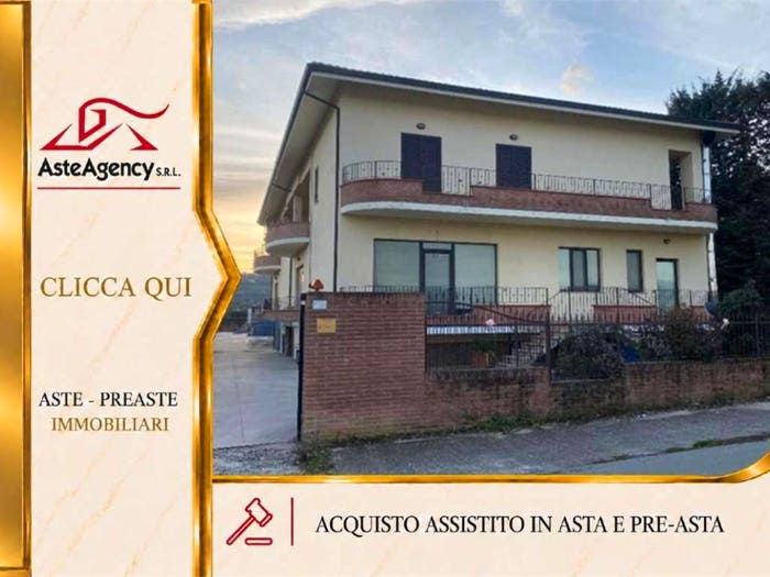 Appartamento con 6 locali in vendita in Via Piane a Canfora, Pagannoni Piane A Canfora, Campli