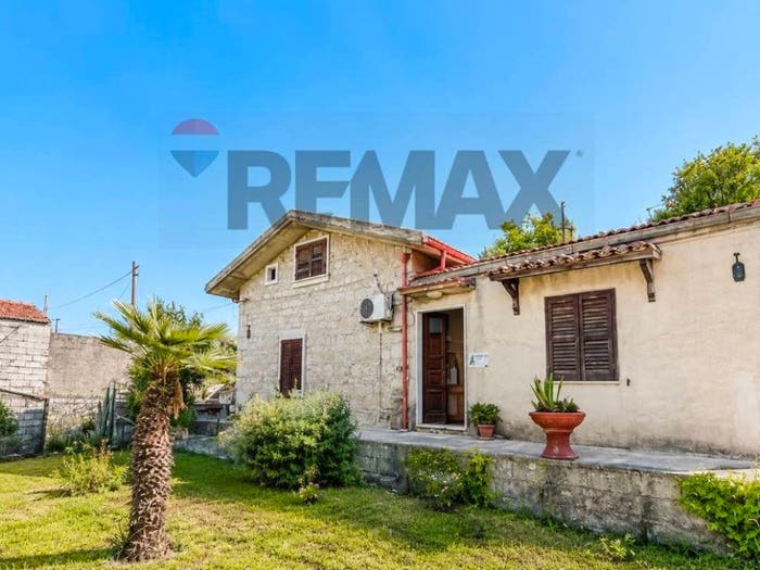 Casa con 6 locali in vendita in Via Gianforma Margione, Campanella Gianforma, Modica