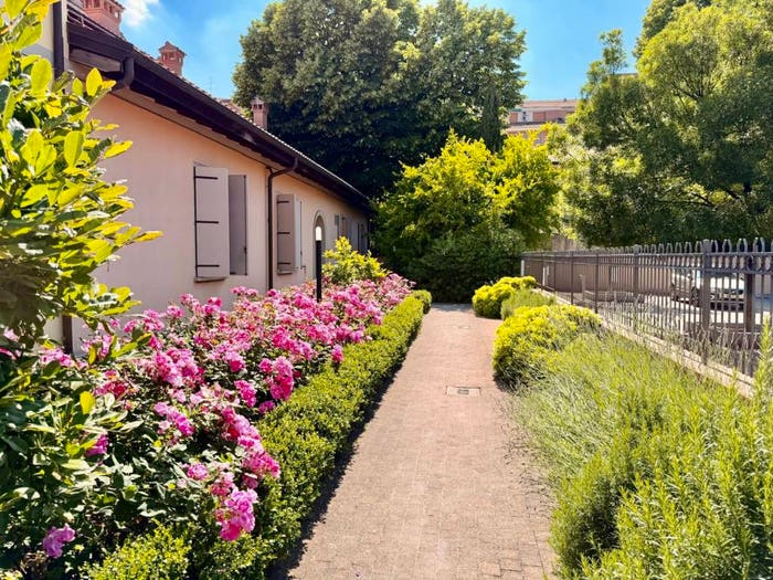 Appartamento con 5 locali in vendita in Via Azzo Gardino, Marconi, Bologna