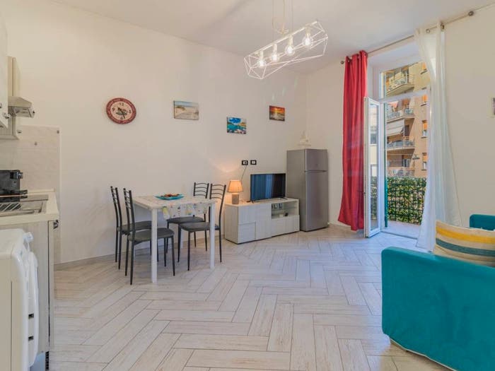 Appartamento bilocale in vendita in Via Nizza, Legino Zinola Fornaci, Savona