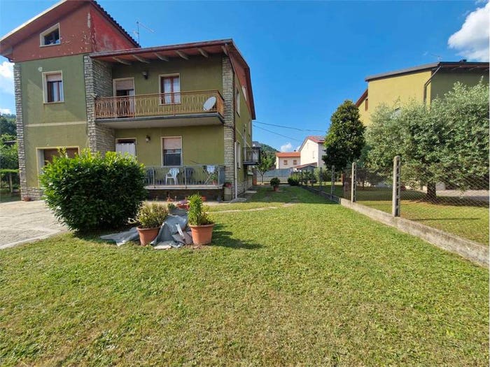 Casa con 6 locali in vendita in Rassina, Castel Focognano