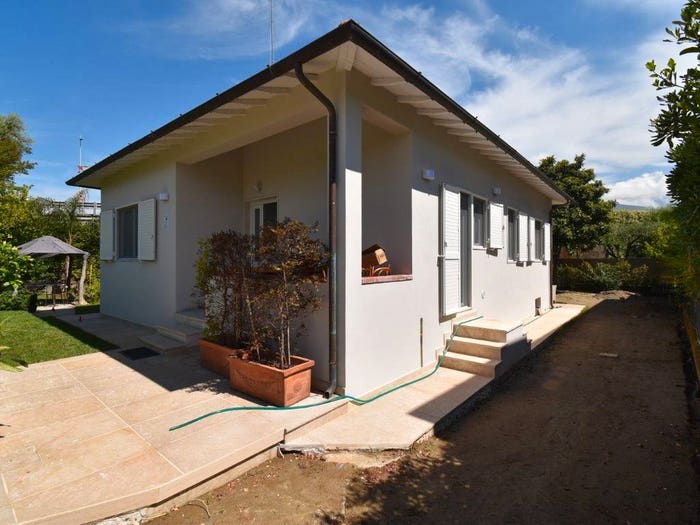 Casa con 5 locali in vendita in Via degli Olmi, Vaiana, Forte dei Marmi