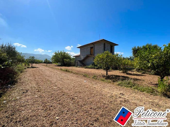 Casa bilocale in vendita in Via dei Serpenti, Centro, Fondi