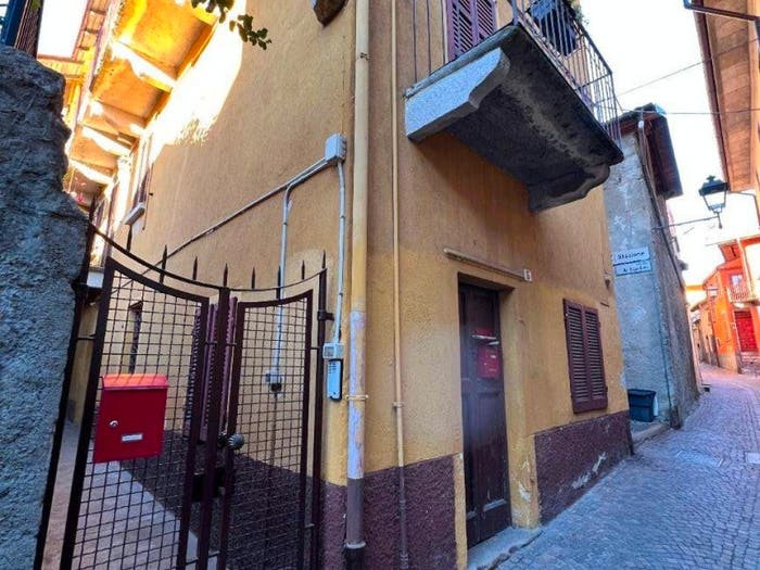 Appartamento bilocale in vendita in Via Aprile, Centro, Baveno