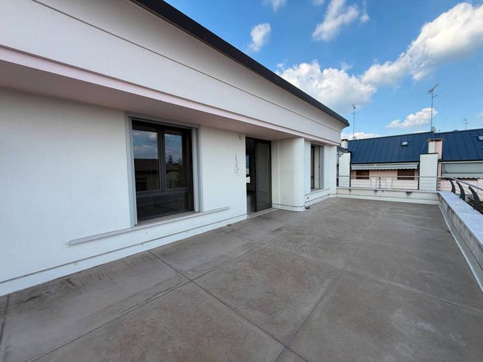 Appartamento quadrilocale in vendita in via delle glicini, Centro, Conegliano