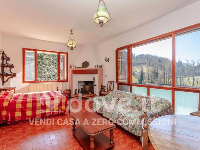 Casa con 5 locali in vendita in Via Stocchi, Centro, Castel d'Aiano