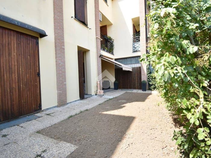 Appartamento trilocale in vendita in Via Torrione, Centro, Felino