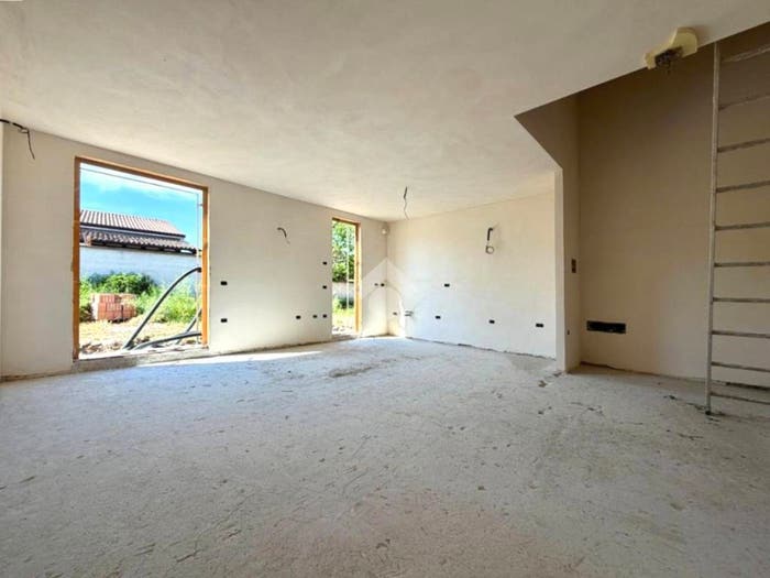 Casa con 5 locali in vendita in Via A Spinelli, Centro, Guastalla