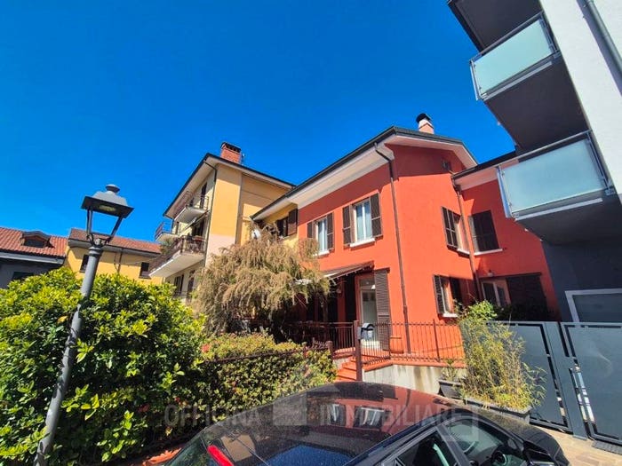 Casa con 6 locali in vendita in Piazza San Giorgio, Colico Piano, Colico