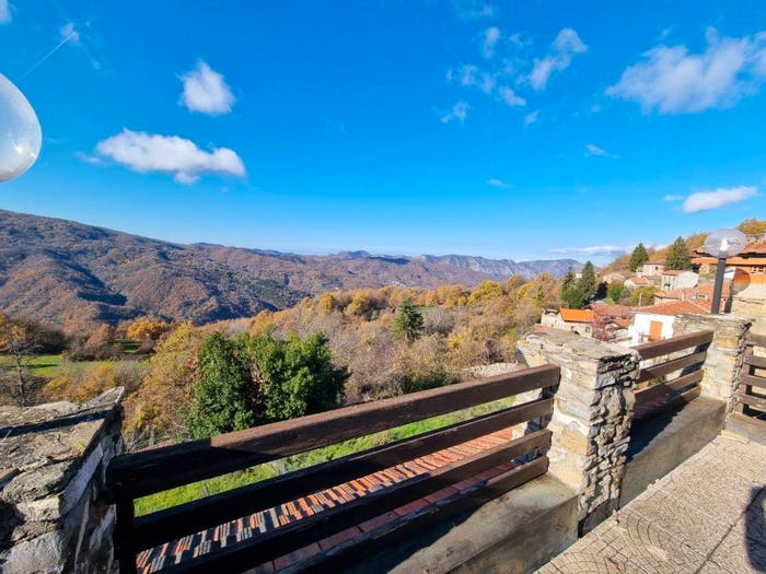 Casa quadrilocale in vendita in Frazione Teo, Teo, Cabella Ligure