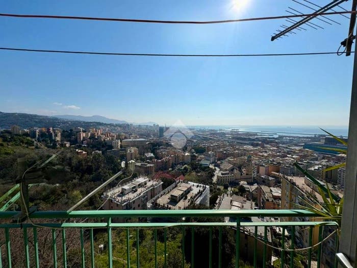 Appartamento quadrilocale in vendita in Via dei sessanta, Cornigliano, Genova
