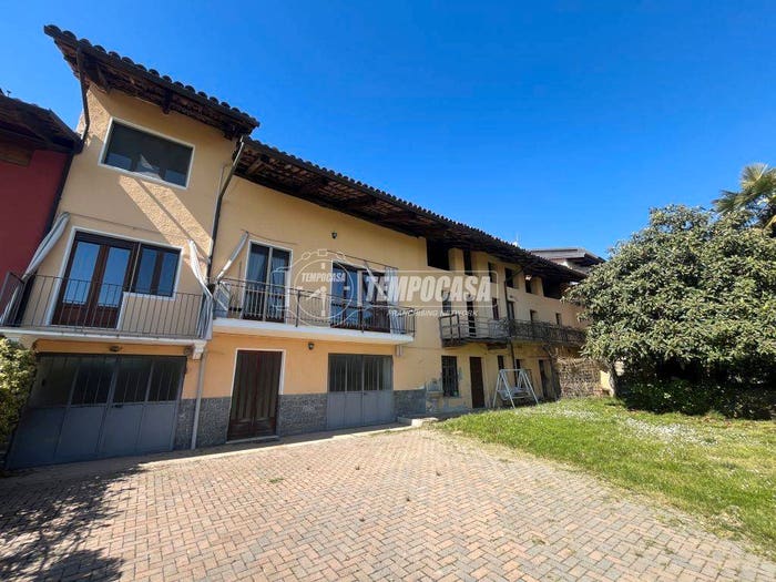 Casa con 6 locali in vendita in CASCINE GERBOLA, Agliè