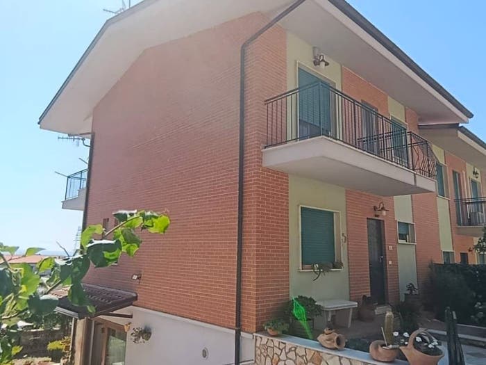 Casa con 6 locali in vendita in Via Monte San Luca, Centro, Minturno