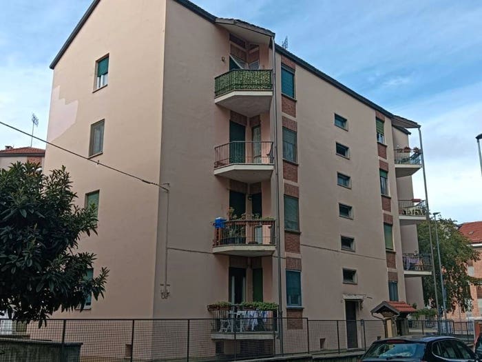 Appartamento trilocale in vendita in Via Fiume, Centro, Saluzzo