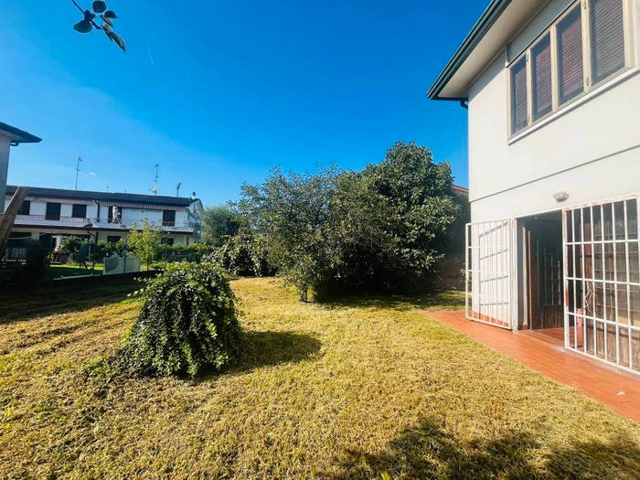 Casa con 6 locali in vendita in Via Cristoforo Colombo, Centro, Monselice