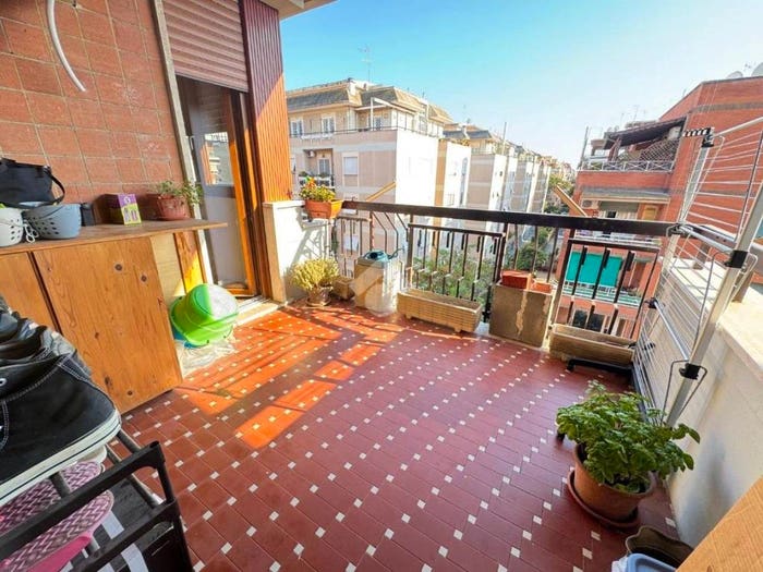 Appartamento trilocale in vendita in Via Angelo Olivieri, Ostia Levante, Roma