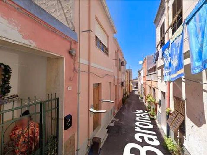Appartamento trilocale in vendita in Via Baronale, Centro, Sorso