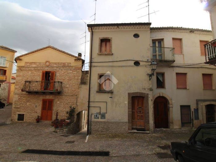 Casa con 5 locali in vendita in Largo Fontana, Mirabello Sannitico