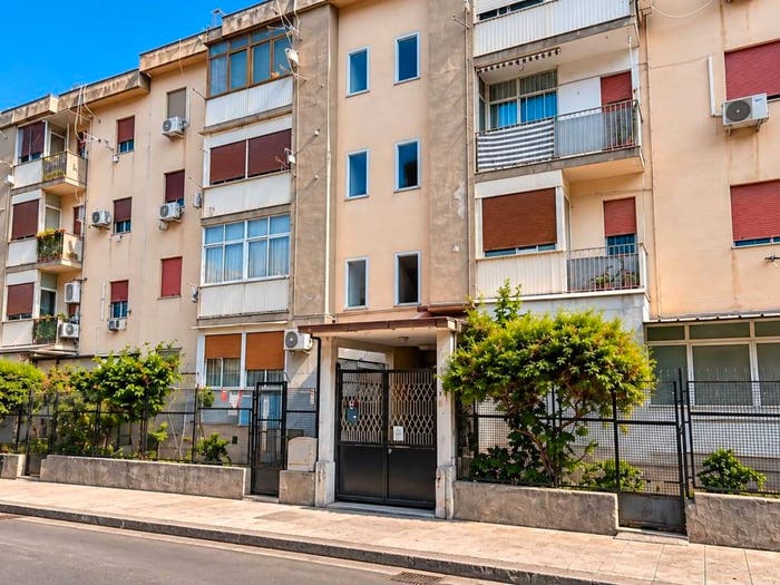 Appartamento con 5 locali in vendita in Via Assoro, Borgo Nuovo Castellana, Palermo