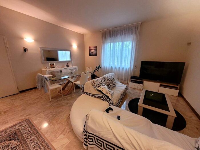 Appartamento con 5 locali in vendita in via artegna, Mucinasso, Piacenza
