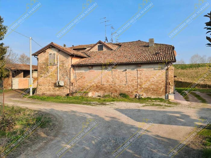 Casa con 5 locali in vendita in Strada Villavara, Albareto Mulini Nuovi, Modena