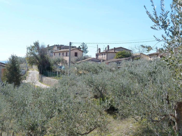 Casa con 5 locali in vendita in Strada Provinciale di Pettino, Campello sul Clitunno