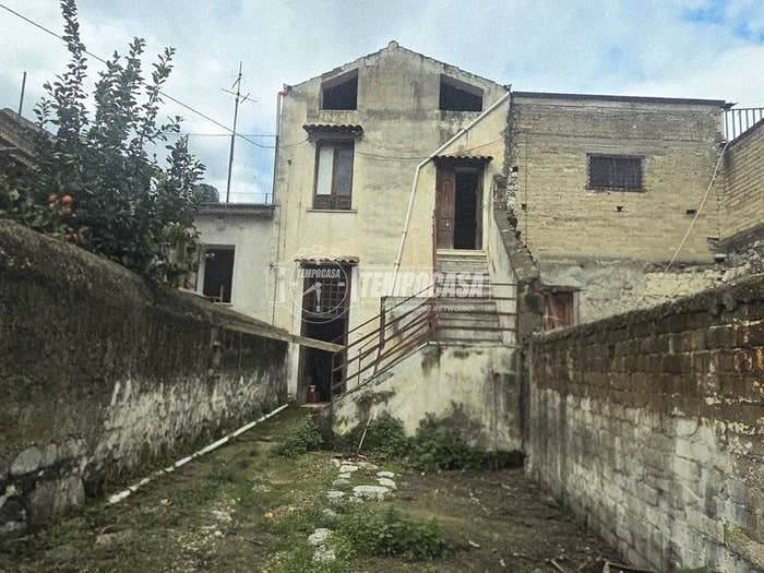 Appartamento bilocale in vendita in Via Vicinato, Centro, Pago del Vallo di Lauro