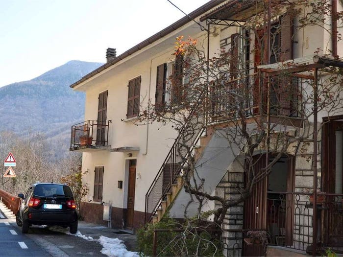 Casa con 6 locali in vendita in viganella, Borgomezzavalle