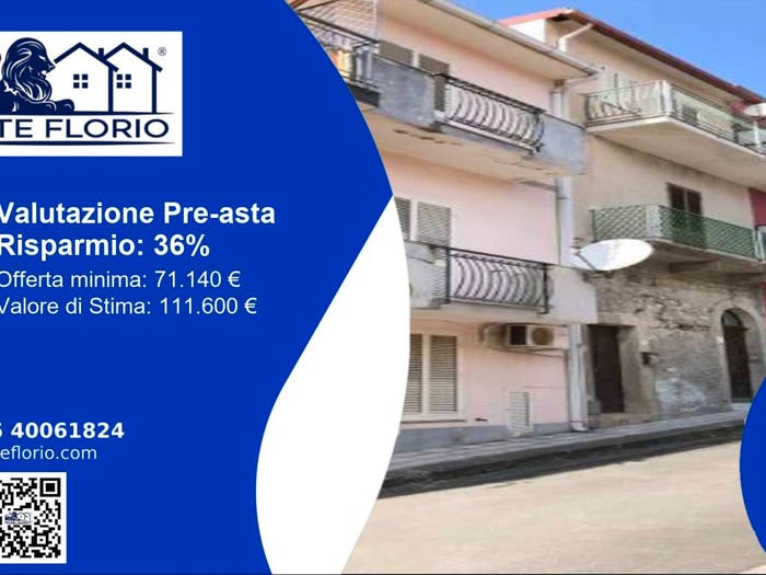 Casa quadrilocale in vendita in Via Roma, Centro, Mandanici
