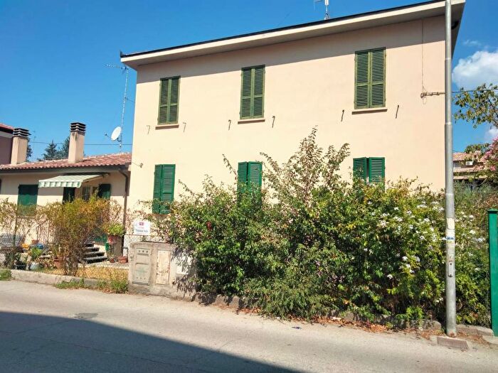 Casa con 6 locali in vendita in Via Fornaci, Viale Firenze Paciana, Foligno