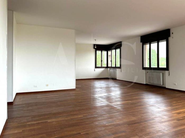 Appartamento trilocale in vendita in Via Cucca, Montegaldella
