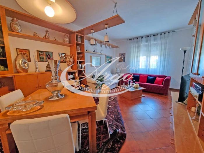 Appartamento con 5 locali in vendita in SAN TERENZO, San Terenzo, Lerici